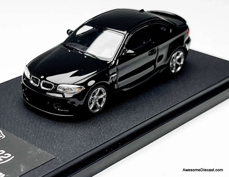 BMW M1 Coupe (E82), Sapphire Black/Silver Wheels 1:64 Diecast