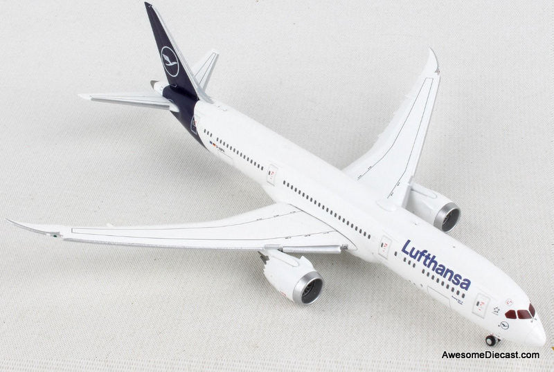 Gemini Jets 1:400 Boeing 787-9: Lufthansa (Flaps Down) – Awesome