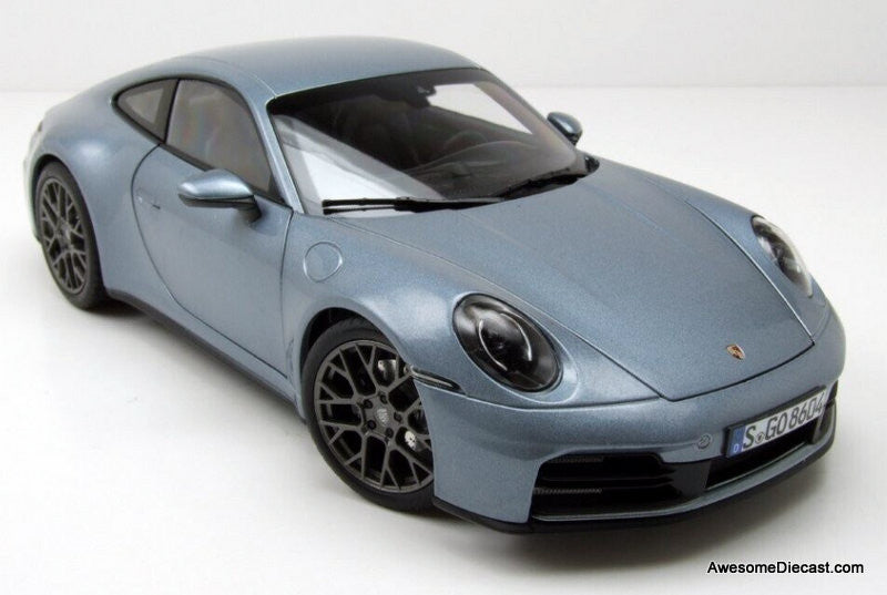 bB 1/24 シルバーメタリック 2024 Porsche 911 Carrera, Polar Silver Metallic 1:18 Diecast Model
