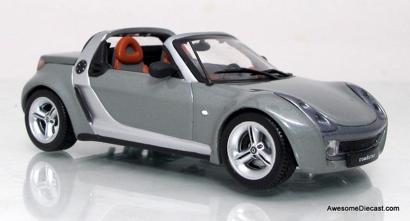 Minichamps 1:43 2003 Smart Roadster – Awesome Diecast LLC