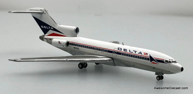 Boeing 727-100: Delta Airlines (Reg #N1633) 1:400 Diecast Model