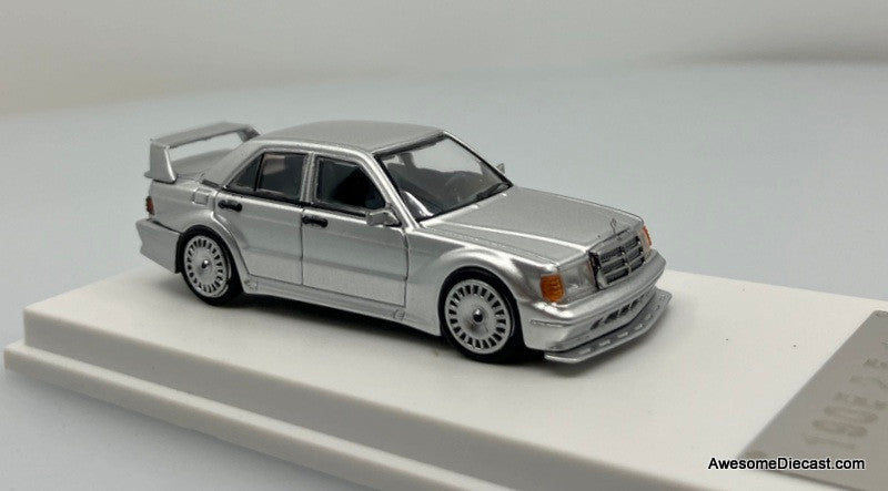 Seeker Models 1:64 Mercedes Benz 190E 2.5 16v Evolution, Silver