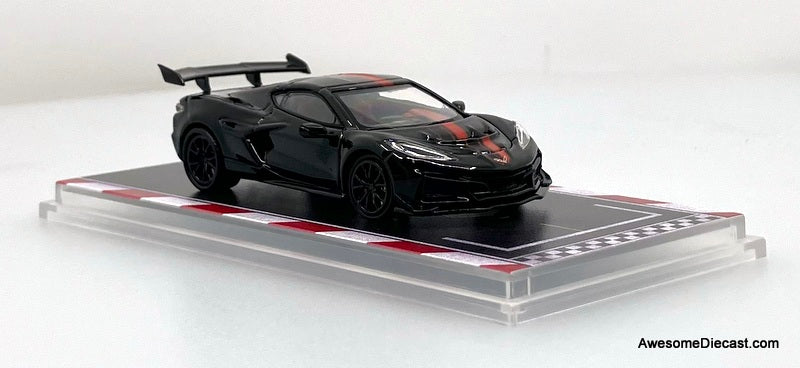 Chevrolet Corvette C8 ZR1, Black 1:64 Diecast Model Car by Fine