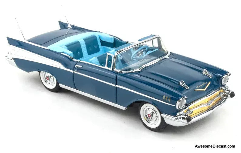 Danbury Mint 1:24 1957 Chevrolet Bel Air Convertible, Blue