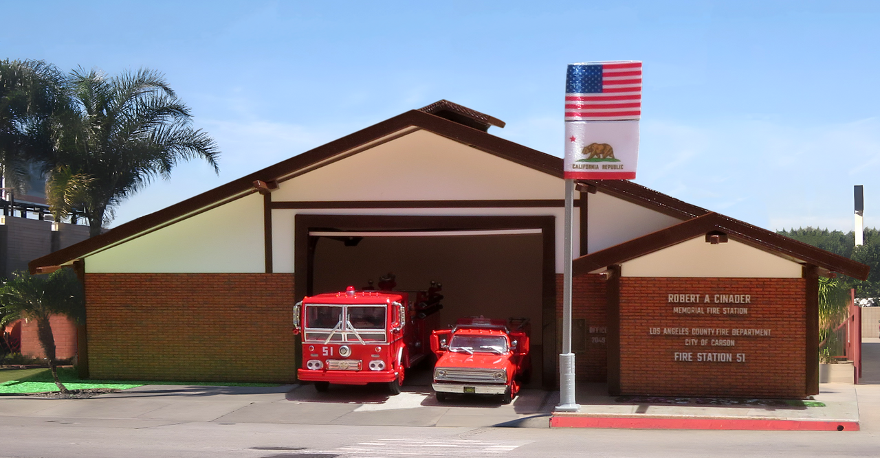 EMERGENCY Fire Station 51 - LACoFD (Los Angeles County Fire Department) Shelf Size EZ-Assembly Kit 1:87 Diorama by Iconic Replicas
