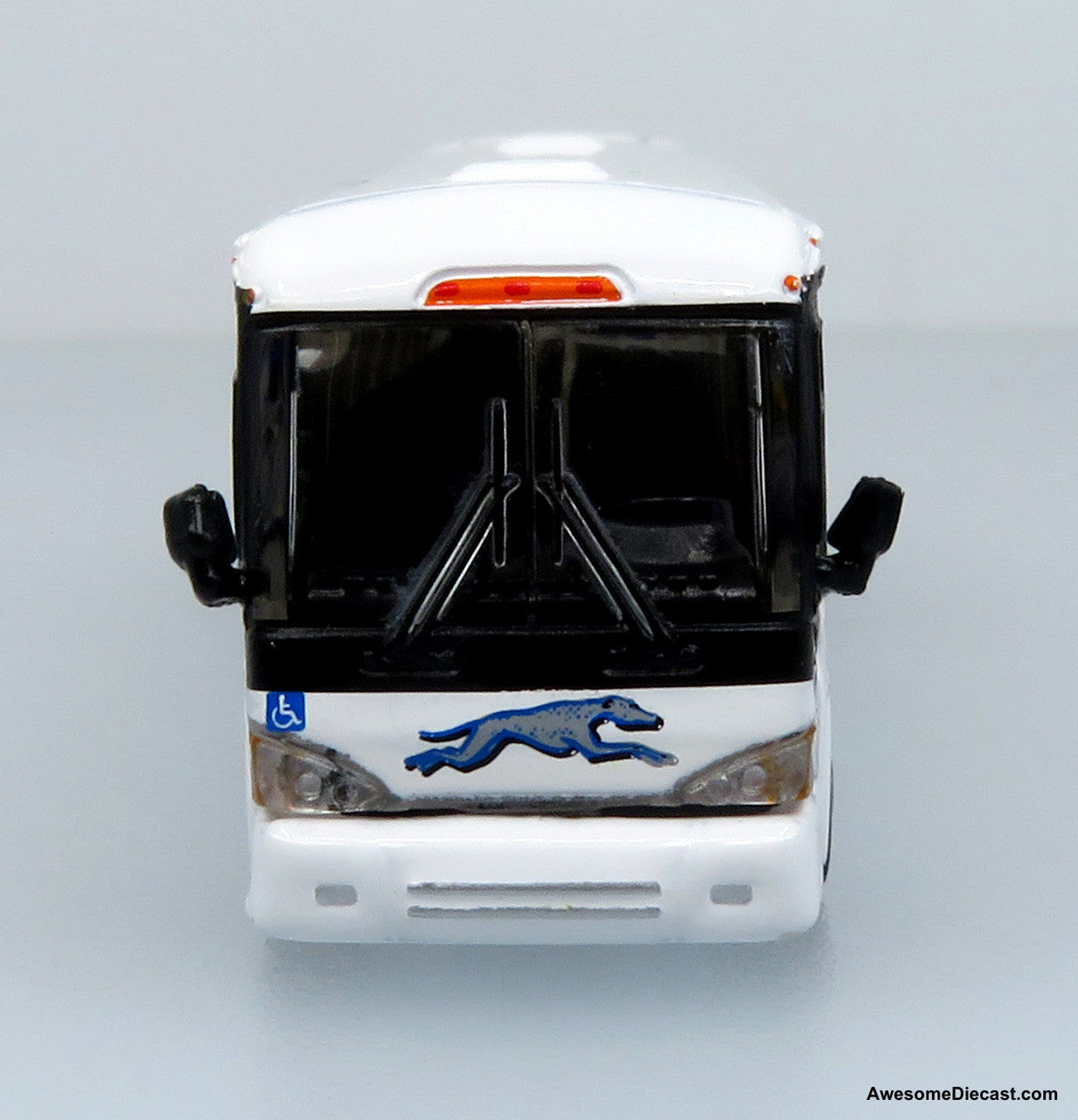 MCI D4505 Motorcoach: Greyhound Shadow Trim 1:160 (N Scale) Diecast Model Bus by Iconic Replicas