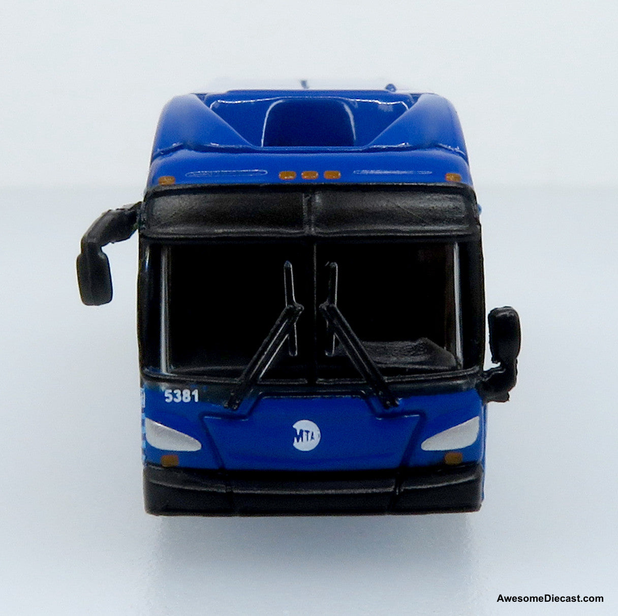 NFI Xcelsior XN40 Transit Bus: MTA New York City 1:160 (N Scale) Diecast Model Bus by Iconic Replicas