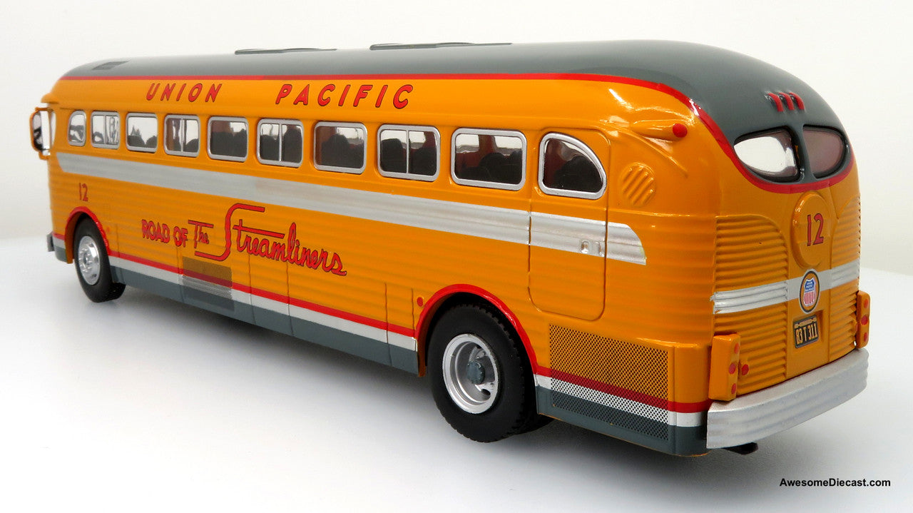 Iconic Replicas 1:43 GM PD4151 Silversides Coach: Union Pacific Railroad