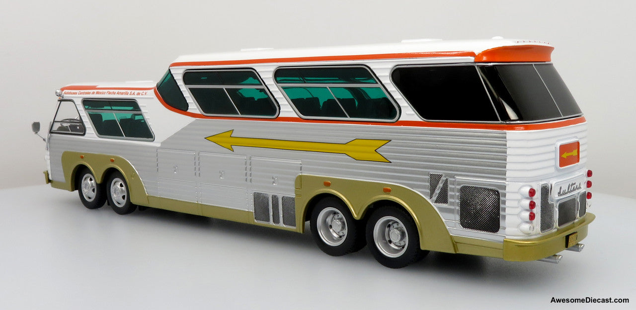 Sultana TM 44-18 SP Panoramico Coach - La Flecha Amarilla (Silver/Yellow) 1:43 Diecast Bus by Iconic Replicas