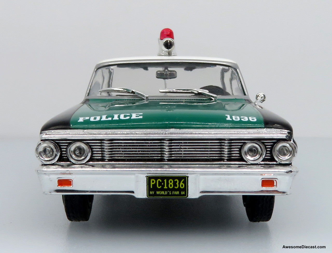 1964 Ford Galaxie 500 Police Car: New York Police Department (Green/Black) 1:43 Diecast Model by Iconic Replicas