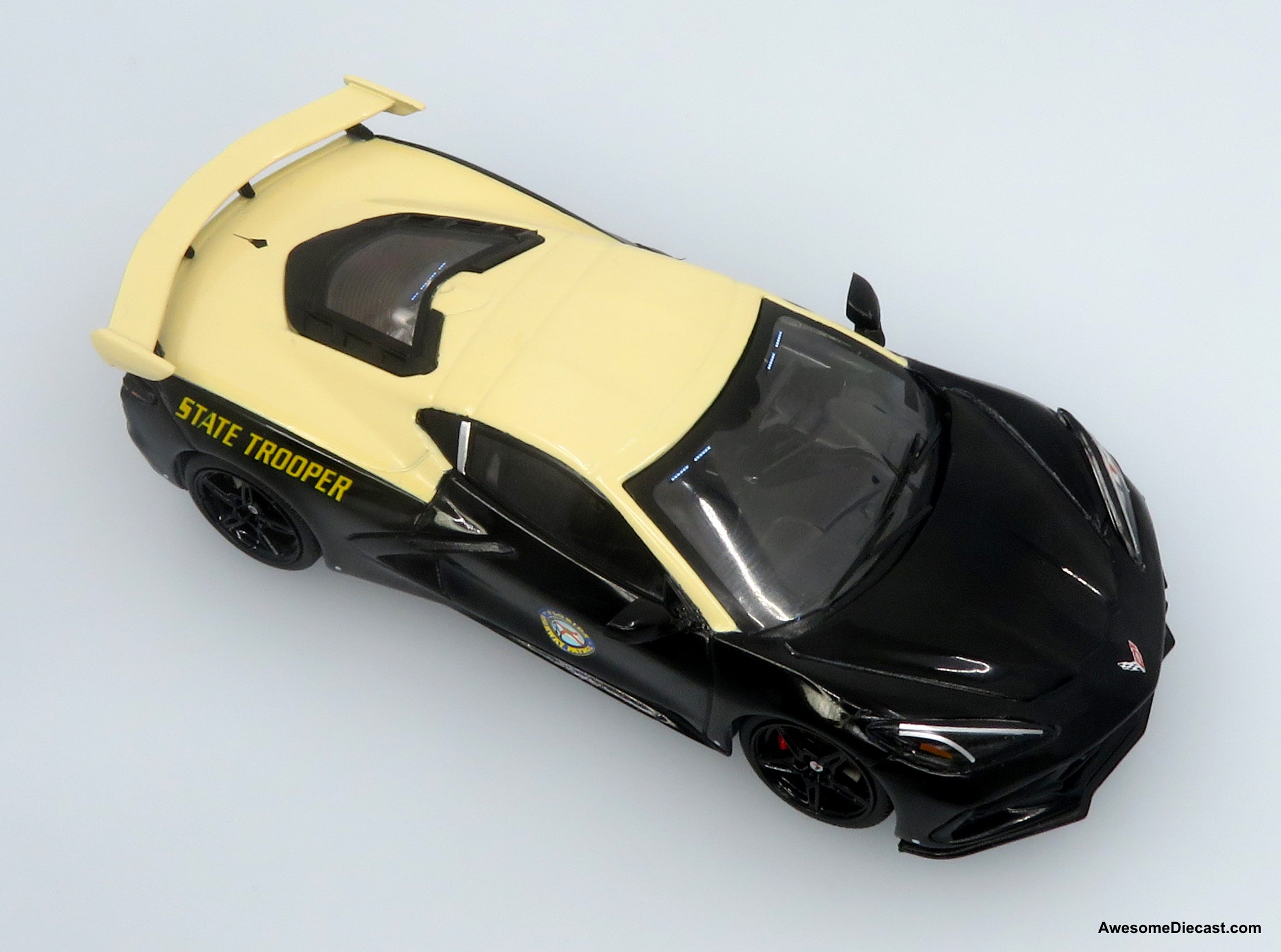 Chevrolet Corvette C8 Stingray Police Interceptor: Florida Highway Patrol (FHP) 1:43 Diecast Model Car by Iconic Replicas