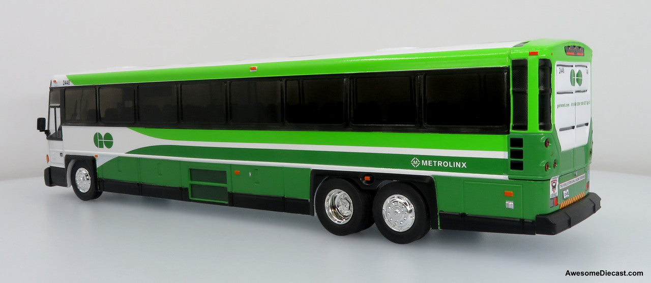MCI D4500CT Coach: GO Transit 1:50 Model Bus by Iconic Replicas
