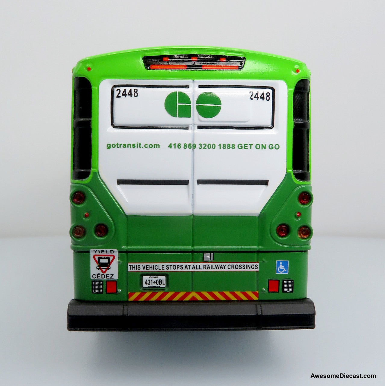 MCI D4500CT Coach: GO Transit 1:50 Model Bus by Iconic Replicas