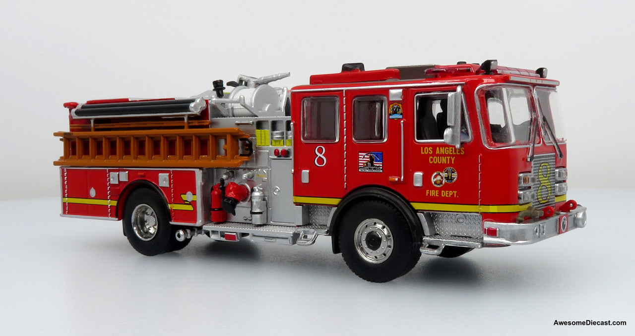 Iconic Replicas 1:64 KME Predator Fire Engine: LACFD - Engine 8