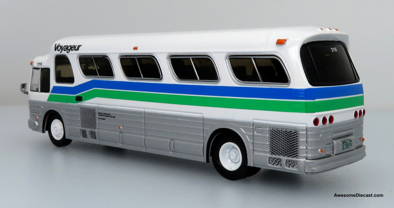 Iconic Replicas 1:87 1966 GM PD4107 "Buffalo" Coach: Voyageur Colonial