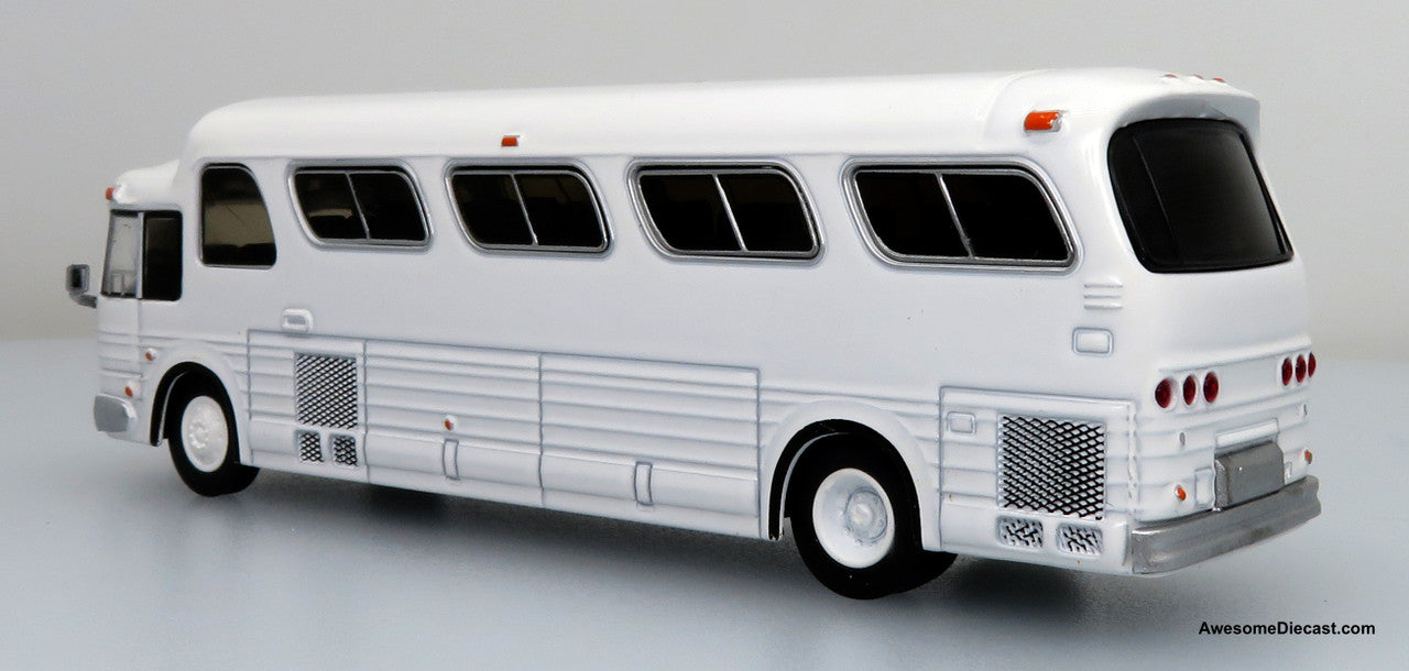 Iconic Replicas 1:87 1966 GM PD4107 "Buffalo" Coach: Blank White