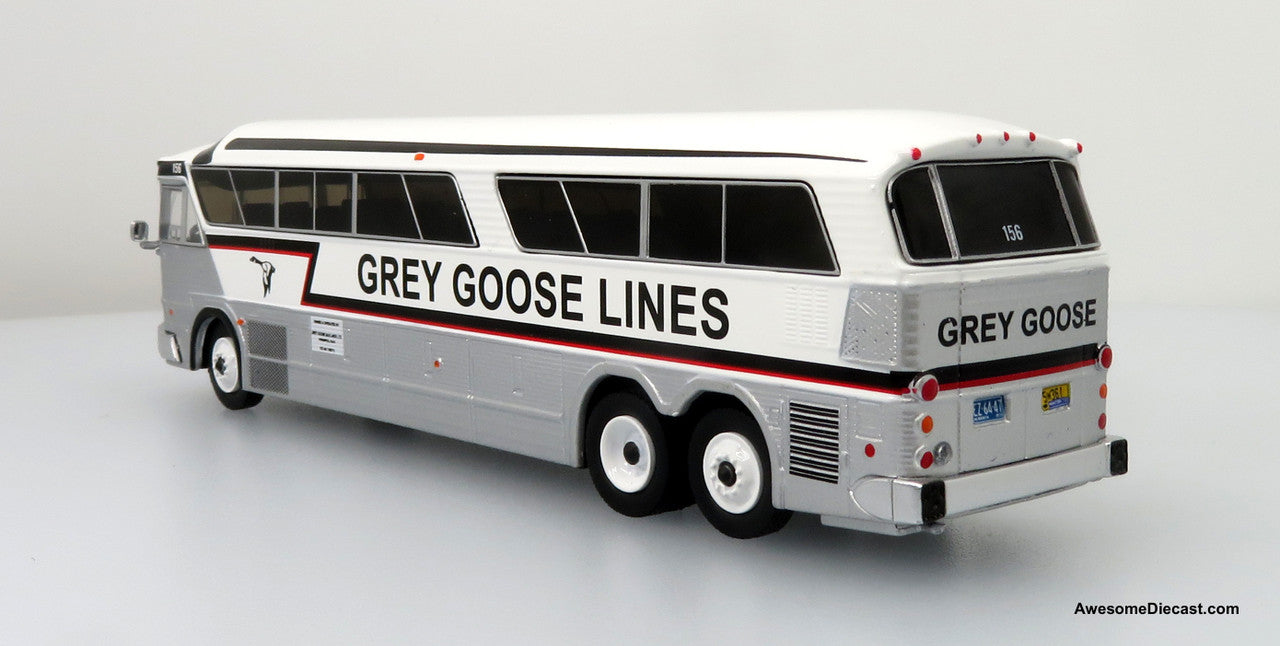 MCI MC-7 Challenger Intercity Coach - Grey Goose Lines (White/Silver/Black) - Winnipeg - 1:87 Diecast Bus by Iconic Replicas