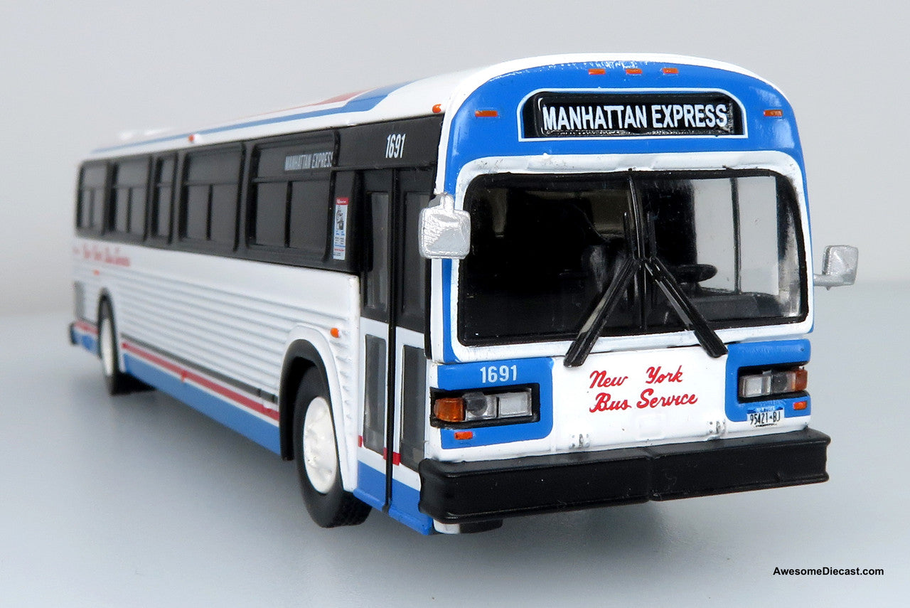 Iconic Replicas 1:87 MCI Classic Suburban Bus: New York Bus Service
