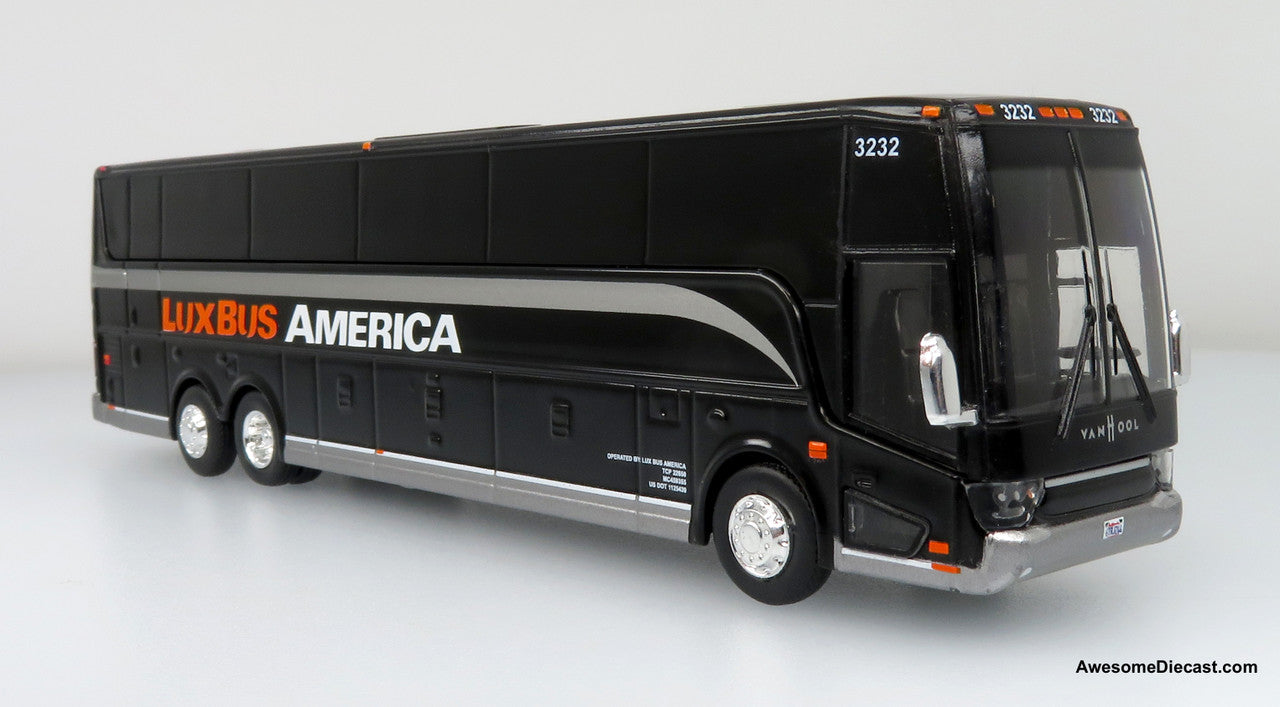 Iconic Replicas 1:87 Van Hool TX45 Coach: LuxBus America