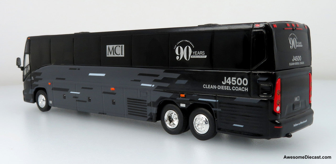 Iconic Replicas 1:87 MCI J4500 Coach: MCI 90th Anniversary