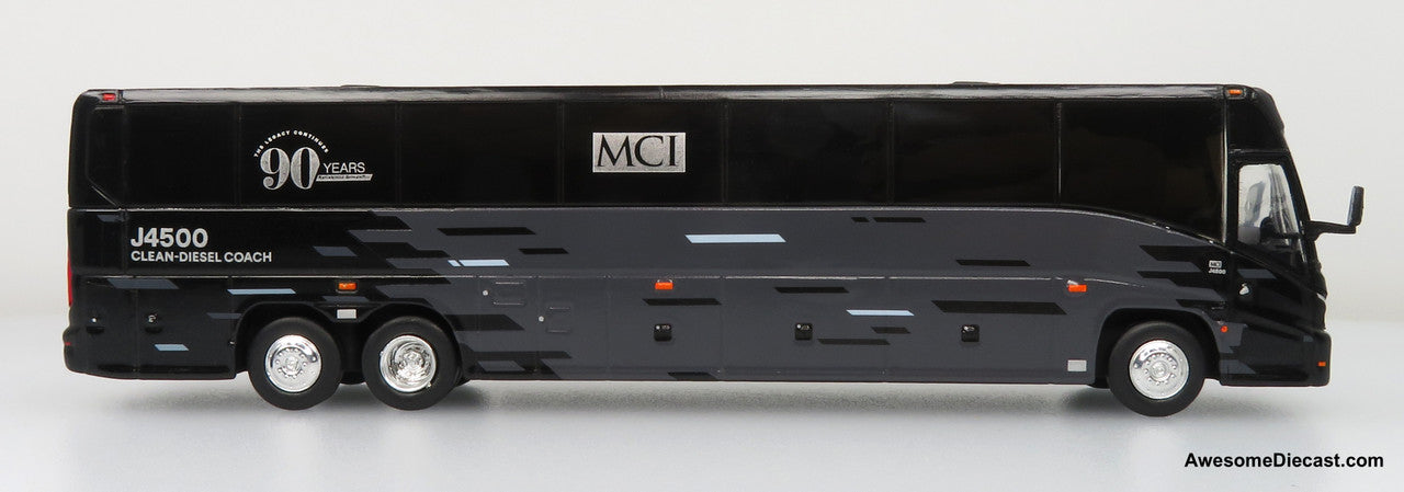 Iconic Replicas 1:87 MCI J4500 Coach: MCI 90th Anniversary