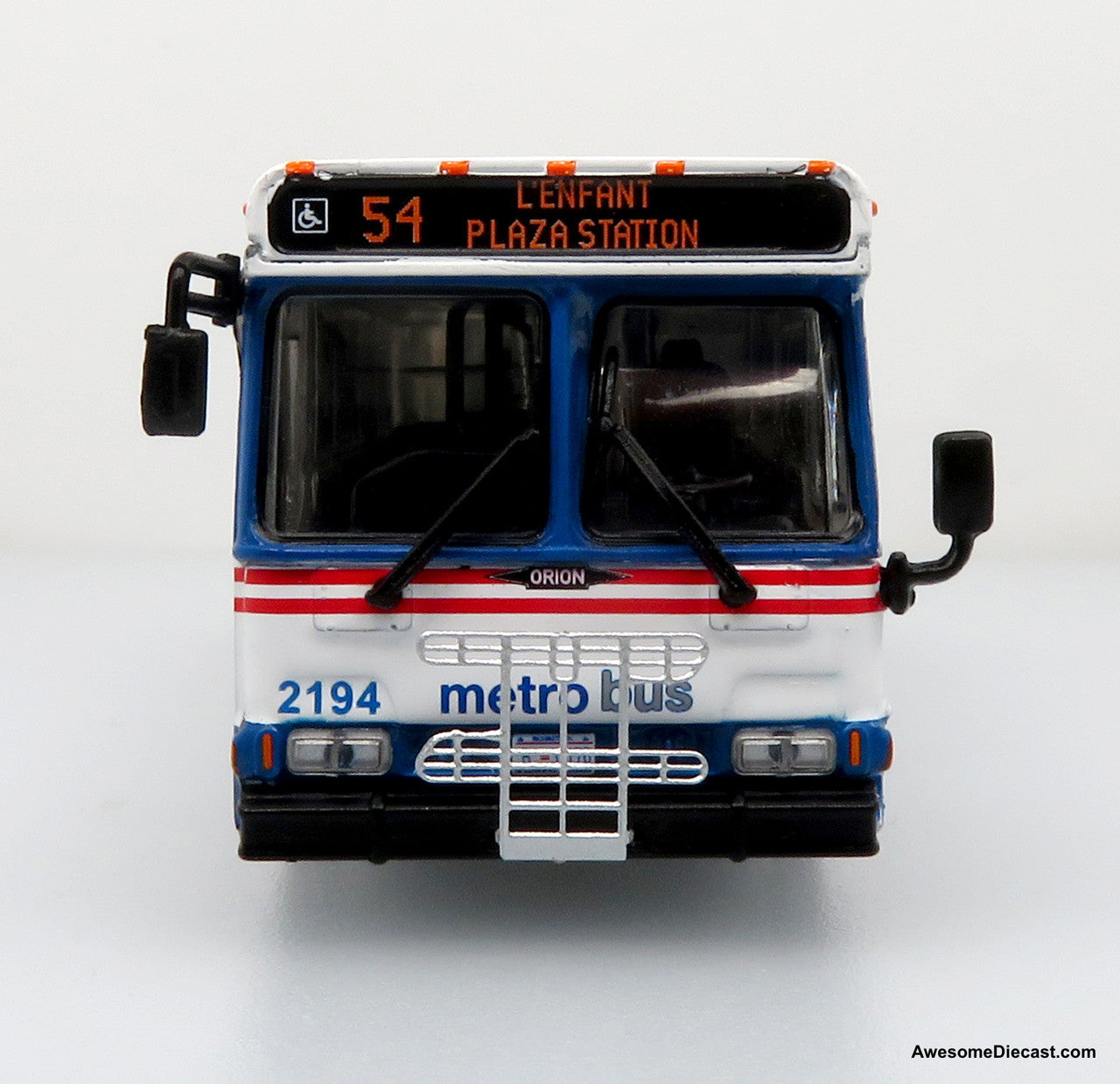 Iconic Replicas 1:87 Orion V Transit Bus: WMATA Washington