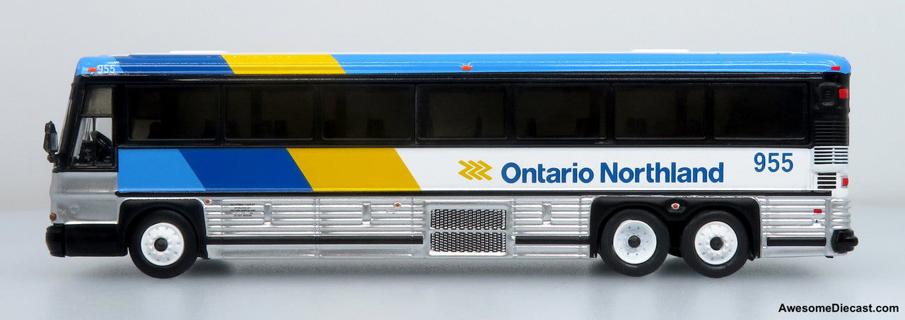 2001 MCI D4000 Coach: Ontario Northland 1:87 (HO) Diecast Model Bus by Iconic Replicas