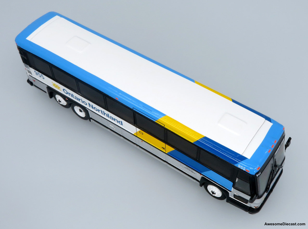 2001 MCI D4000 Coach: Ontario Northland 1:87 (HO) Diecast Model Bus by Iconic Replicas