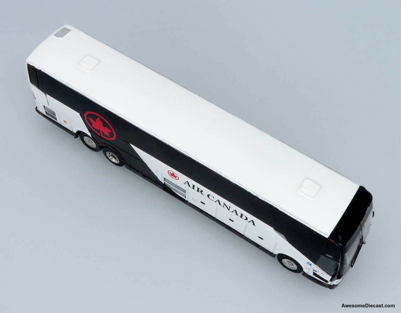 Prevost H3-45 Coach: Air Canada / Landline 1:87 (HO) Diecast Model