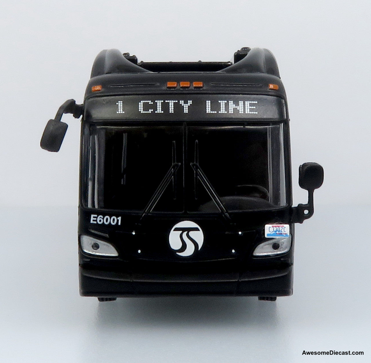 NFI Xcelsior XE60 5-Door Articulated Transit Bus: Spokane Transit City Line 1:87 (HO) Diecast Model Bus by Iconic Replicas