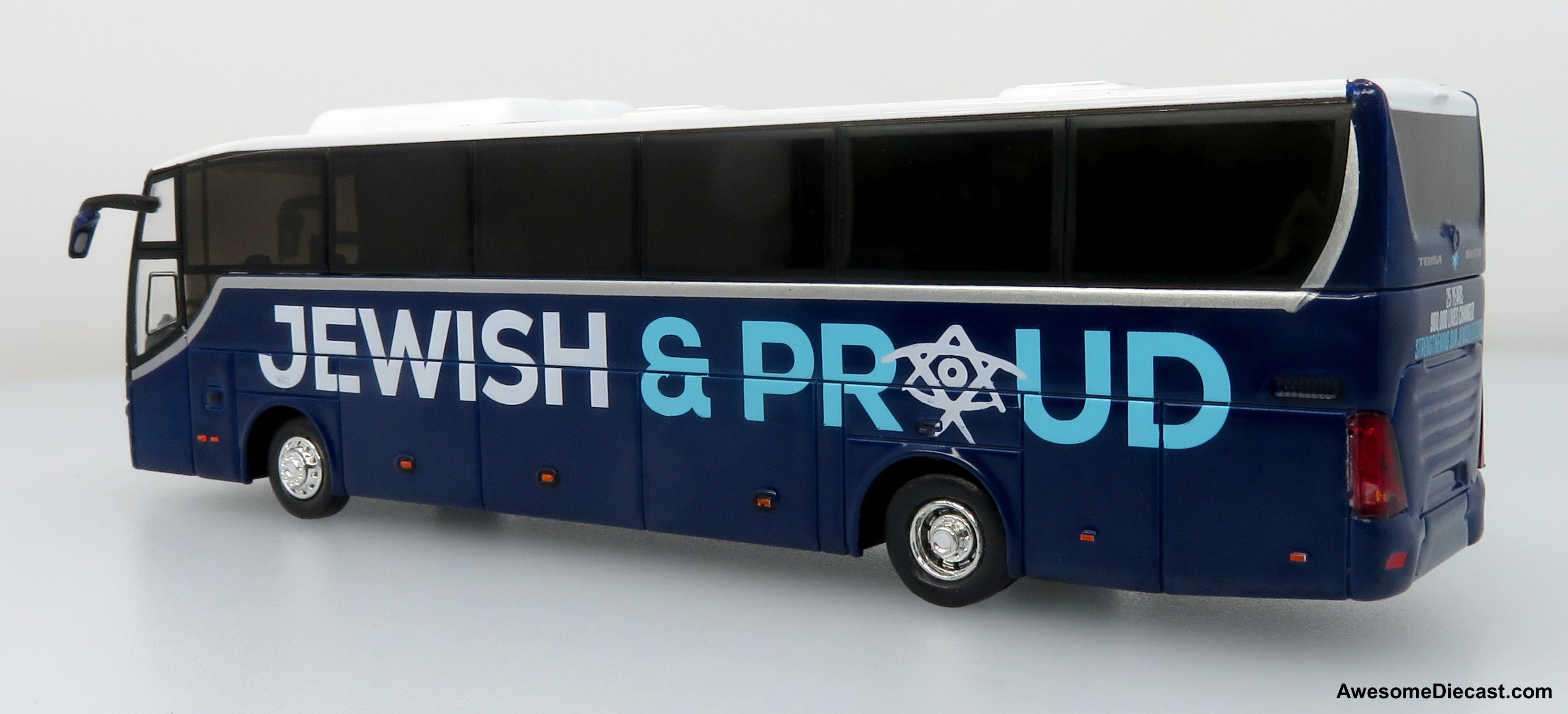 TEMSA Maraton Coach: Birthright Israel 1:87 (HO) Diecast Model Bus by Iconic Replicas
