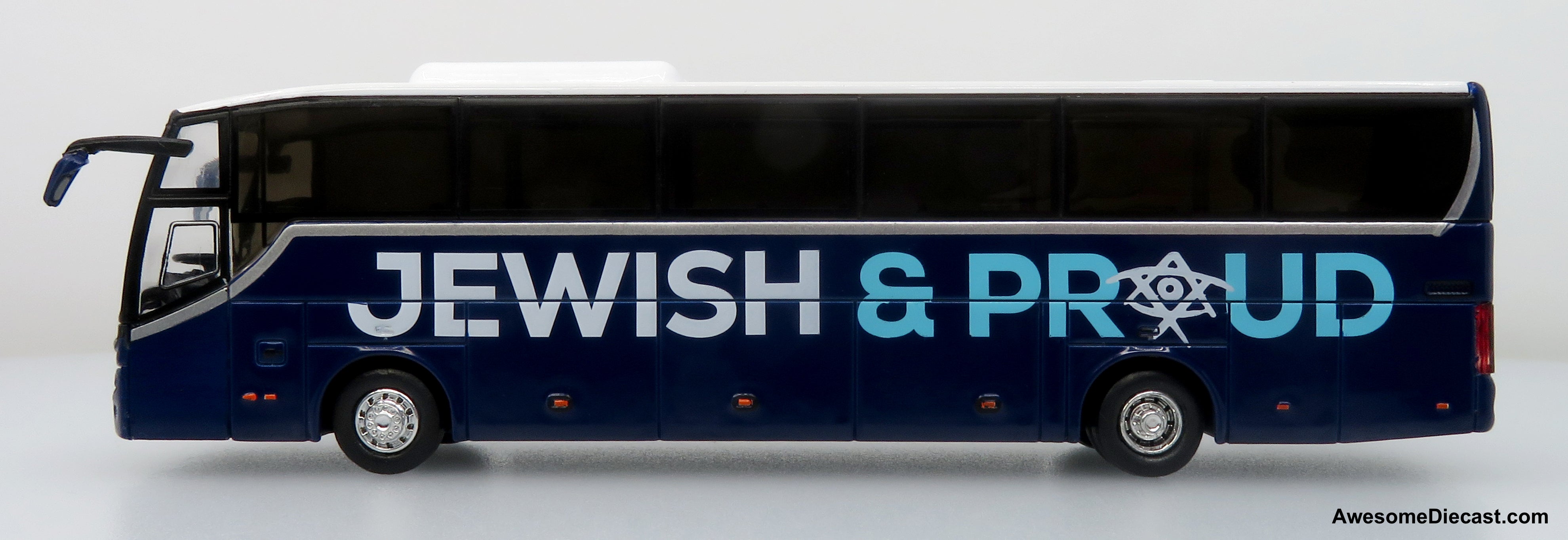 TEMSA Maraton Coach: Birthright Israel 1:87 (HO) Diecast Model Bus by Iconic Replicas