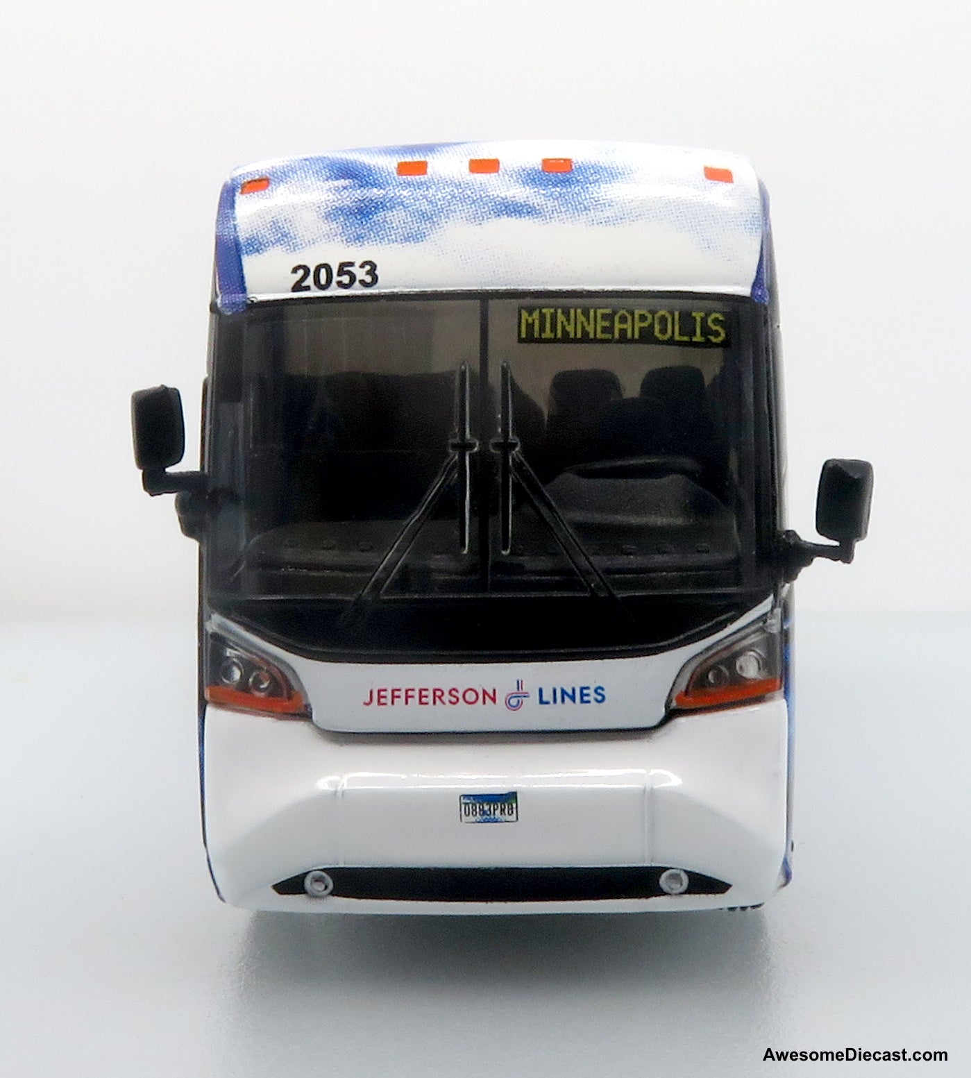 MCI D4520 Coach Bus: Jefferson Lines 1:87 (HO) Diecast Model Bus by Iconic Replicas