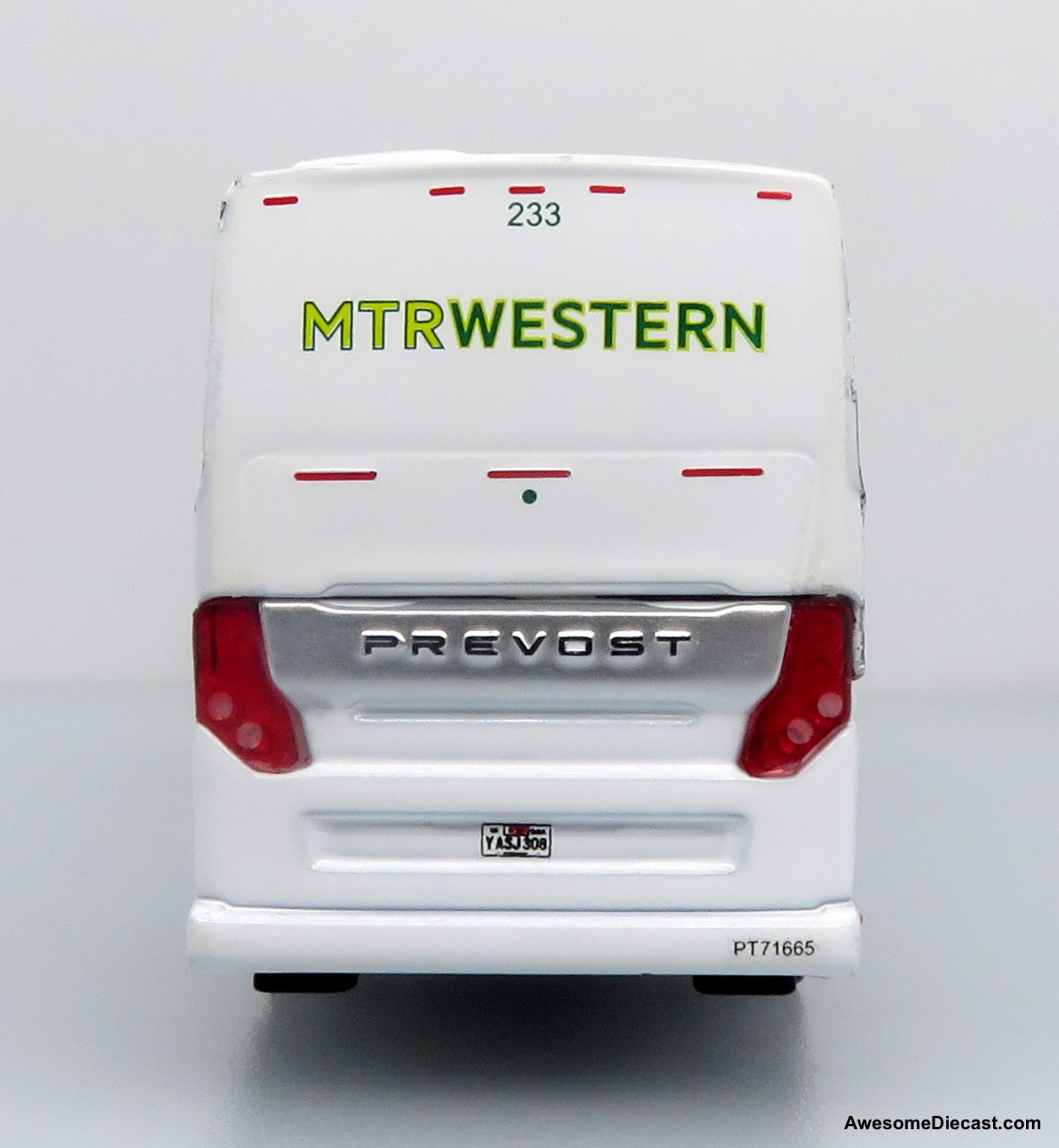 Prevost H3-45 Coach: MTR Western 1:87 (HO) Diecast Model Bus by Iconic Replicas