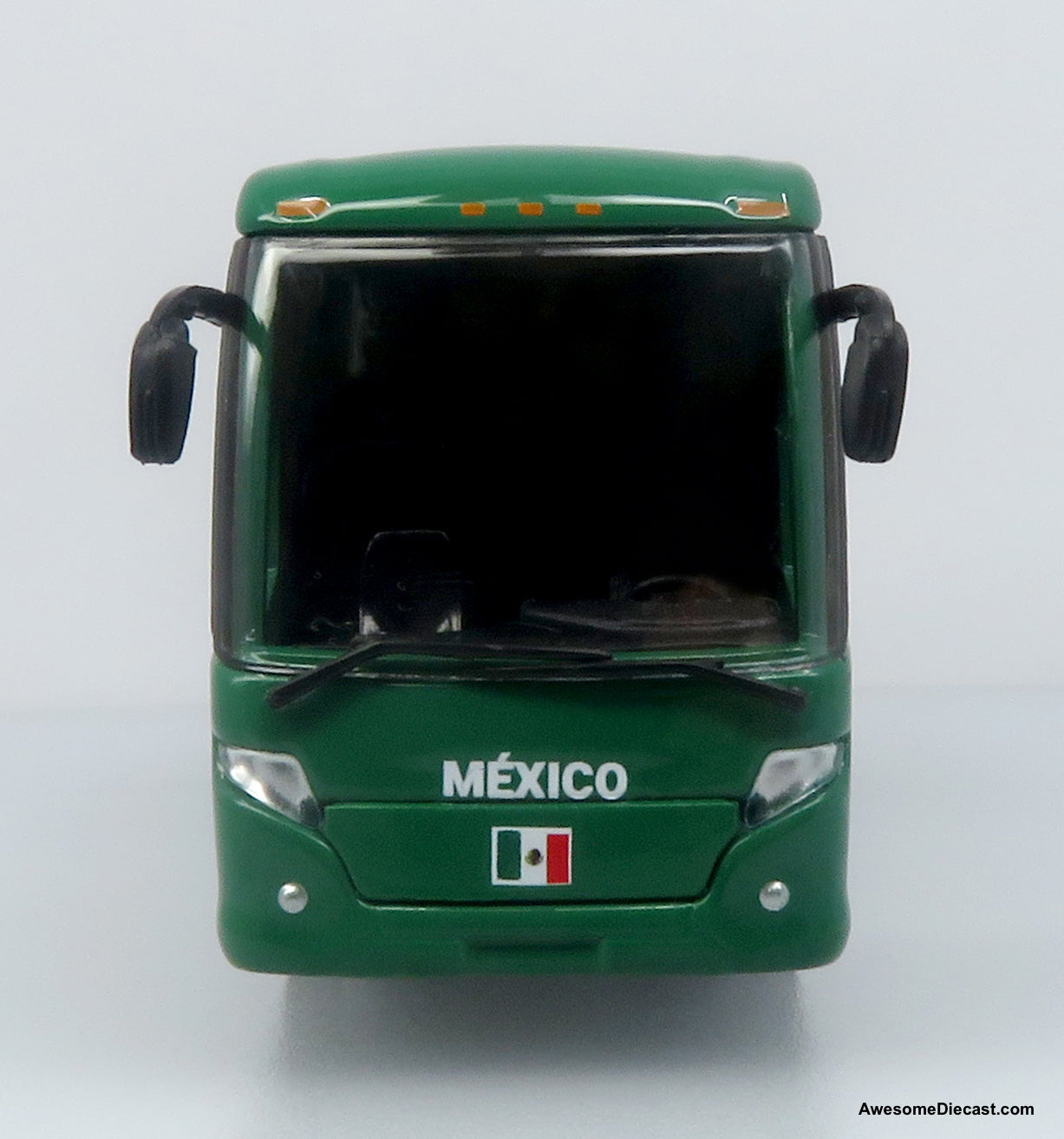 Scania Touring HD Coach: World Cup Mexico National Team 1:87 (HO) Diecast Model Bus by Iconic Replicas