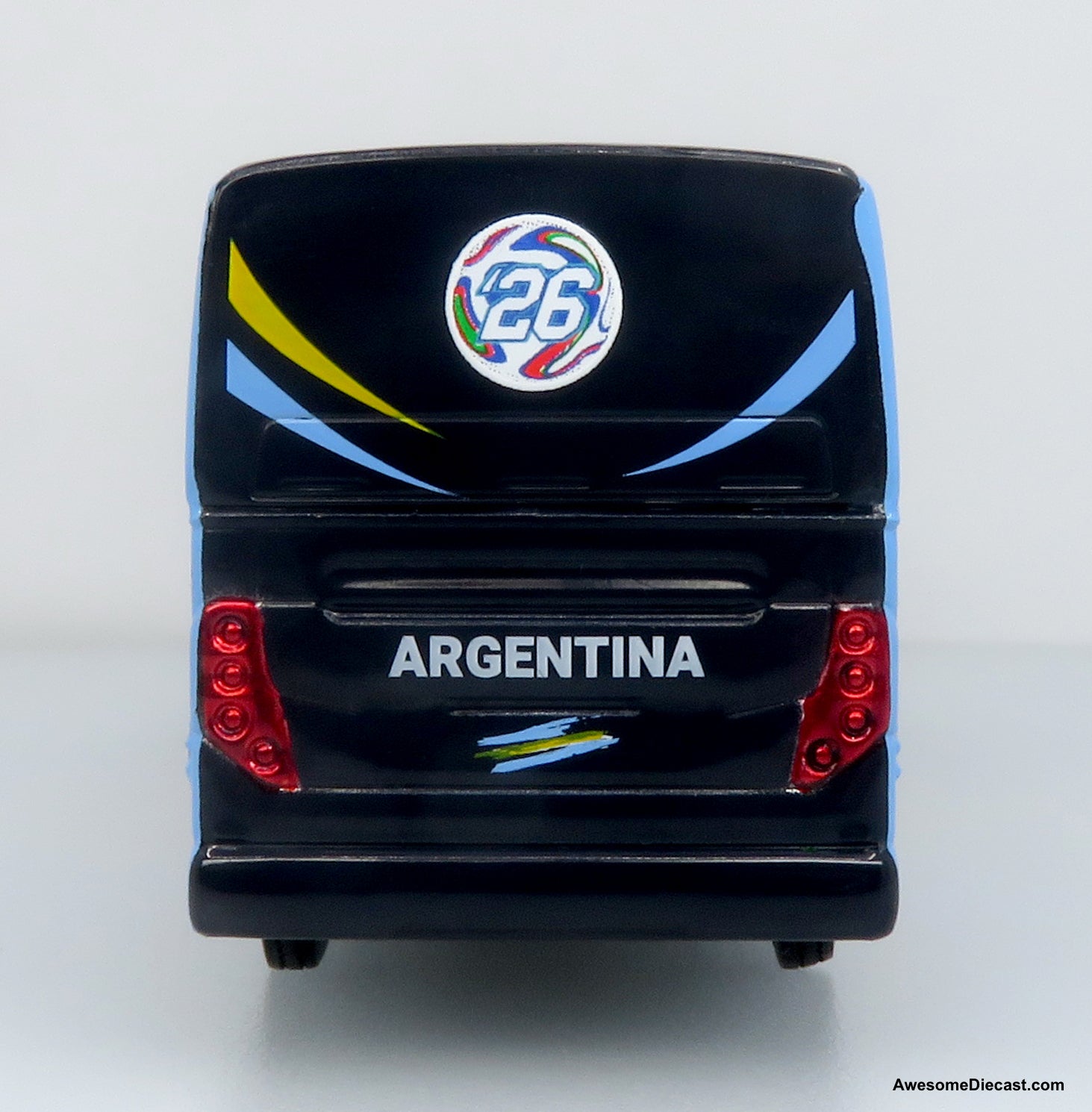 Prevost X3-45 Coach: World Cup Argentina National Team 1:87 (HO) Diecast Model Bus by Iconic Replicas