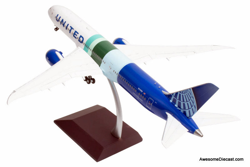 Boeing 787-9 (Flaps Down) United Airlines (Reg #N24988) " The Future Is SAF" 1:200 Diecast Model Plane by Gemini 200