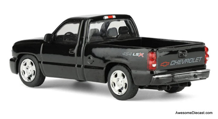 2006 Chevrolet Silverado SS Single Cab Pick-Up Truck, Onyx Black 1:64 Diecast Model Truck by Para64