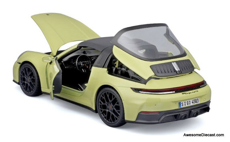 新品 Maisto 1/18 Porsche 911 Targa 4 GTS Porsche 911 Targa 4 GTS (992.2), Black 1:18 Diecast Model Car by