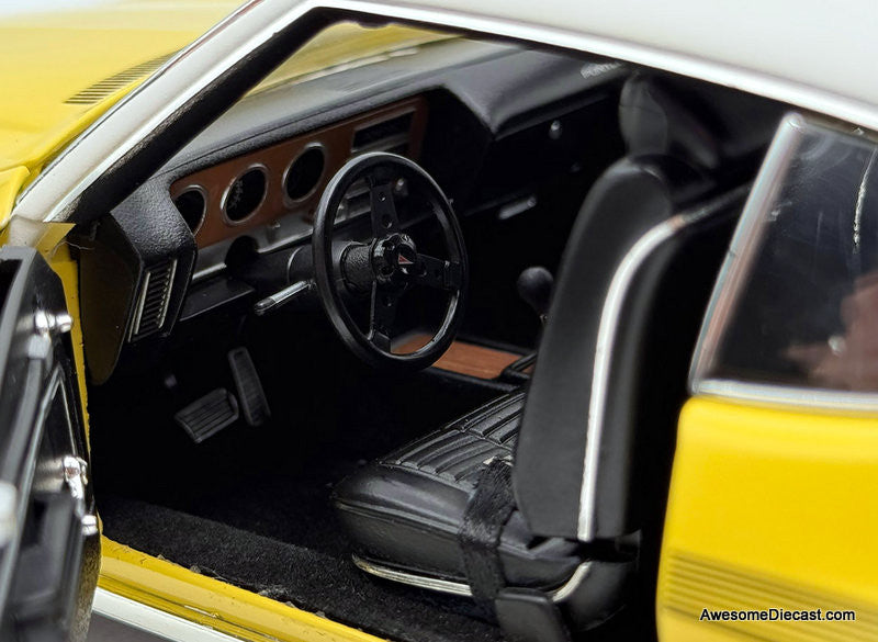 1972 Pontiac GTO LeMans, Monarch Yellow 1:18 Diecast Model Car by