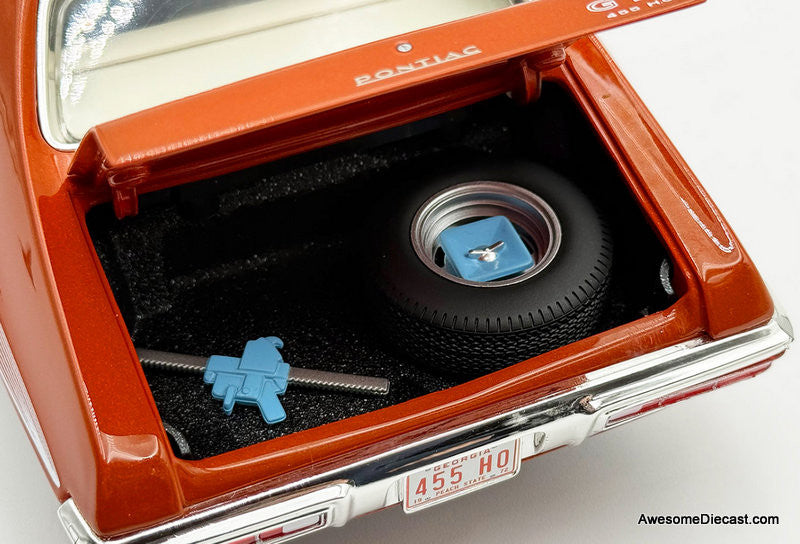 ジャンクボディセット、オマケあり。 1972 Pontiac GTO LeMans, Sundance Orange 1:18 Diecast Model Car by