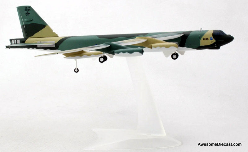 Boeing B-52G 596TH BS Operation Secret Squirrel 1:200 Diecast Model Plane by Herpa