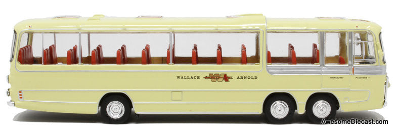 1967 Bedford VAL Plaxton Panorama: Wallace Arnold 1:72 Diecast Model Bus by Atlas