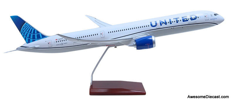 Boeing 787-10: United Airlines (Reg #N12010) 1:100 Resin Cast