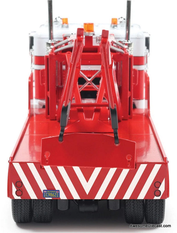 1987 Freightliner FLA Tow Truck, Red & White 1:43 Diecast Model Truck by IXO