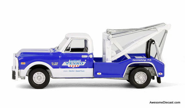 1969 Chevrolet C-30 Dually Wrecker: Yenko 1:64 Diecast Model Truck by Greenlight