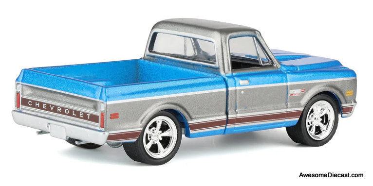 1972 Chevrolet Cheyenne C10 Pick-Up, Electric Blue/Gunmetal Gray 1:64 Diecast Model Truck by Greenlight