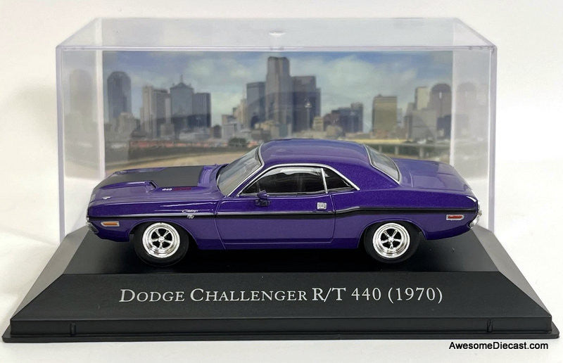 1970 Dodge Challenger R/T 440, Purple 1:43 Diecast Model Car by DeAgostini