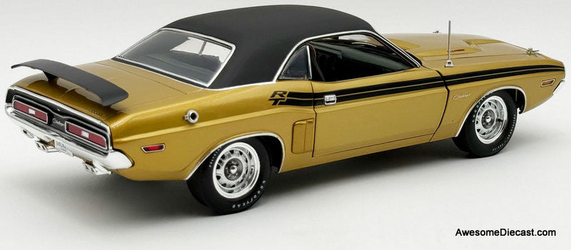 1971 Dodge Challenger R/T, GY8 Gold Metallic 1:18 Diecast Model