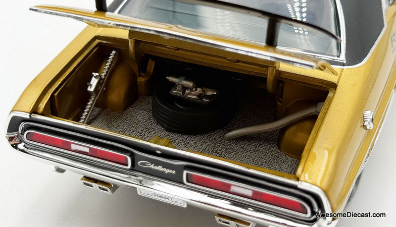 1971 Dodge Challenger R/T, GY8 Gold Metallic 1:18 Diecast Model